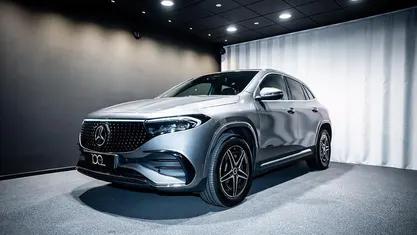 Farve: gråmetal Brugt 2025 Mercedes EQA250+ AMG SUV | 359.900 kr. (Fair pris)