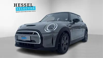 Brugt 2022 Mini Cooper Essential Hatchback | 129.900 kr. (God pris)