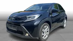 Brugt 2023 Toyota Aygo Active Hatchback | 142.900 kr. (Fair pris)