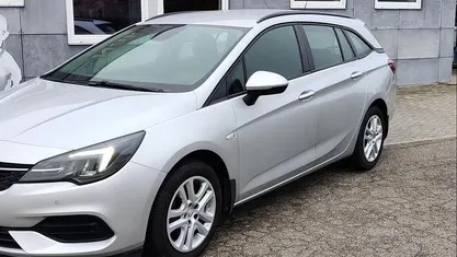 Brugt Opel Astra Limited 122 HK (89 kW) 2020 Sølv Stationcar
