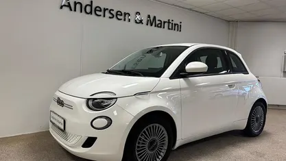 Hvid Brugt 2023 Fiat 500e Icon Hatchback | 97.400 kr. (Fair pris)