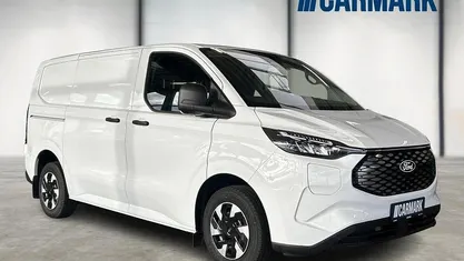 Hvid Ny 2025 Ford E-Transit Trend Van | 248.800 kr.