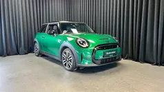 British racing green Brugt 2022 Mini Cooper SE Hatchback | 164.900 kr. (Fair pris)