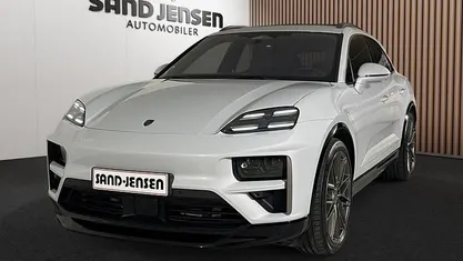 Sølvmetal Brugt 2024 Porsche Macan Turbo SUV | 1.249.900 kr. (Super pris)