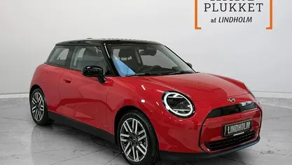 Rødmetal Brugt 2024 Mini Cooper Classic Hatchback | 199.900 kr. (God pris)