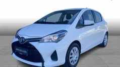 Hvid Brugt 2016 Toyota Yaris T2 Hatchback | 89.900 kr. (Fair pris)