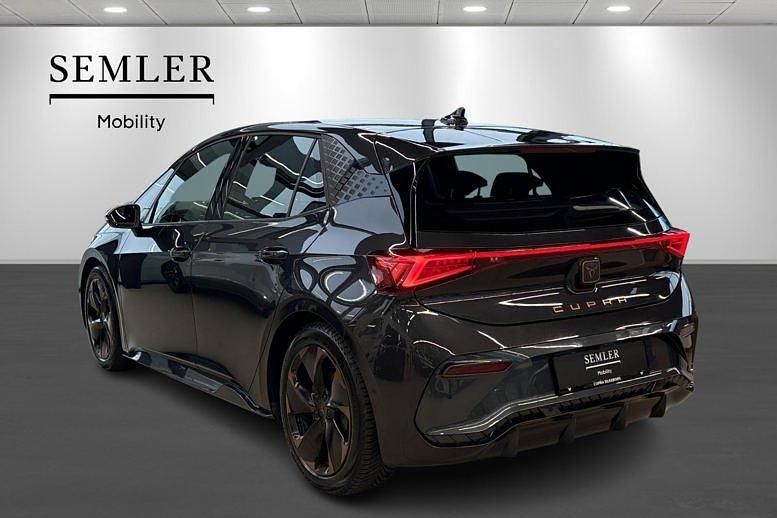 Brugt Cupra Born e-Boost 169 kW (231 HK) 2024 Gråmetal Hatchback