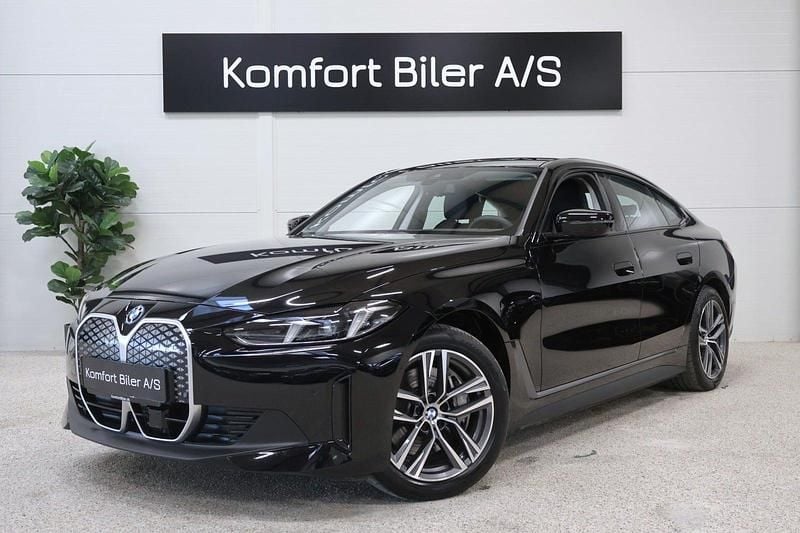 Sort Brugt 2024 BMW i4 Sedan | 374.900 kr. (Fair pris) - Billede 1/4