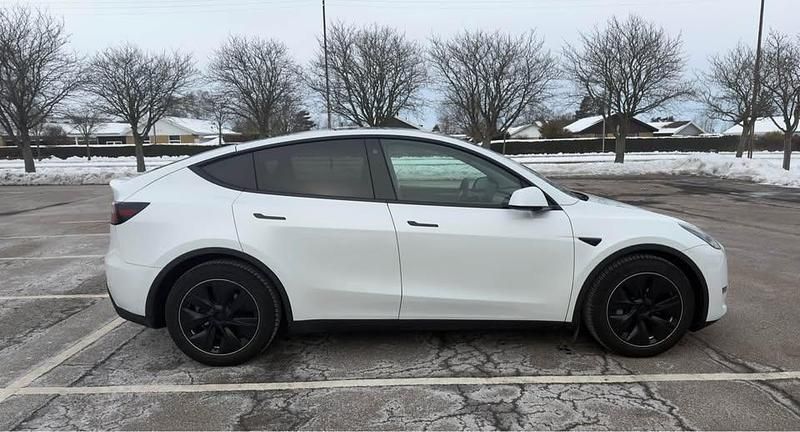Brugt Tesla Model Y 378 kW (514 HK) 2023 Hvid SUV
