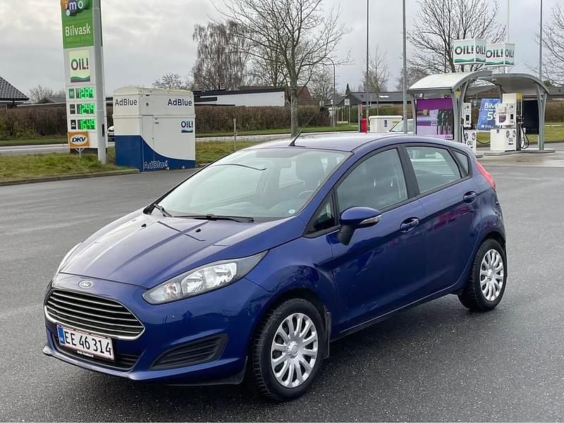 Brugt Ford Fiesta Titanium 80 HK (58 kW) 2015 Blå Hatchback