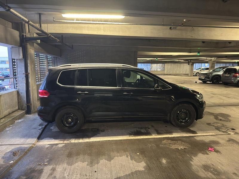 Brugt VW Touran Highline 190 HK (139 kW) 2016 Sort MPV