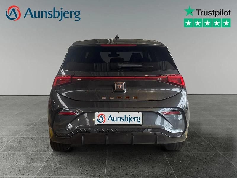 Brugt Cupra Born e-Boost 169 kW (231 HK) 2023 Koksmetal Hatchback