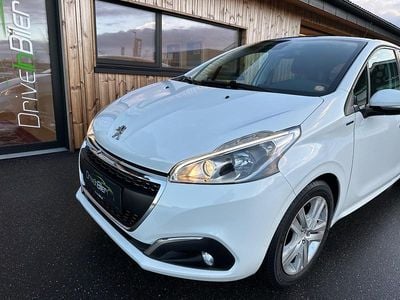 Hvid Brugt 2018 Peugeot 208 Signature Sky Hatchback | 49.900 kr.