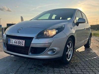 Brugt 2011 Renault Scénic MPV | 17.900 kr.