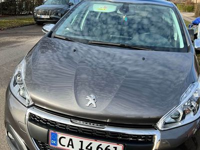 Brugt 2018 Peugeot 208 Allure Sky Hatchback | 103.900 kr. (Dyr)