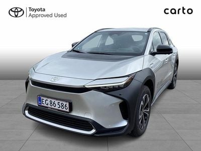 1j6 precious silver Ny 2025 Toyota bZ4X Executive SUV | 339.900 kr. (Fair pris)