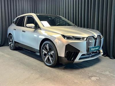 Oxid grey metallic Brugt 2024 BMW iX SUV | 649.900 kr. (Super pris)