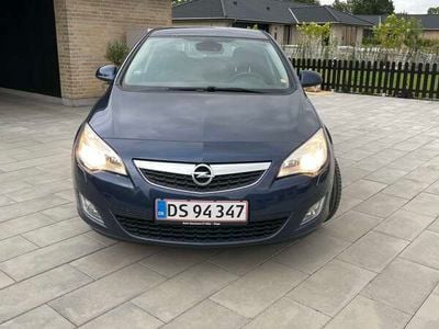 Mørkeblå Brugt 2010 Opel Astra Enjoy Hatchback | 35.000 kr. (Fair pris)