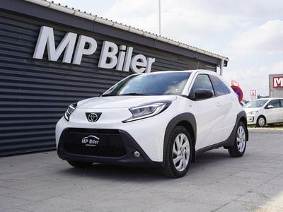 Hvid Brugt 2022 Toyota Aygo Active Hatchback | 154.900 kr. (Lidt for dyr)