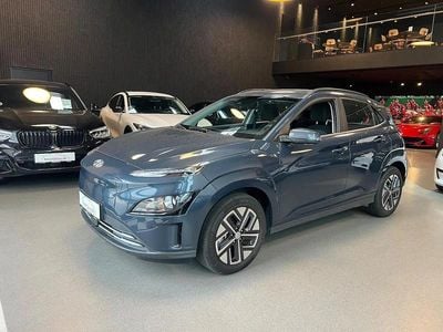 Mørkblåmetal Brugt 2023 Hyundai Kona Essential SUV | 135.900 kr.