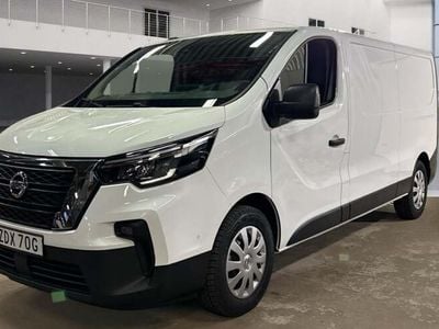 Hvid Brugt 2023 Nissan Primastar Tekna MPV | 229.900 kr.