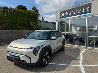 Sølvmetal Ny 2025 Kia EV3 SUV | 324.900 kr. (Lidt for dyr)