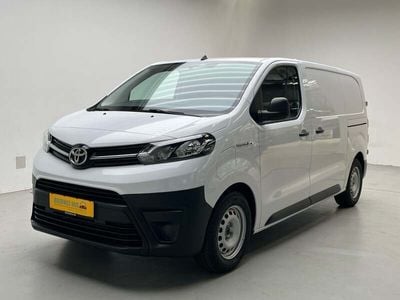 Hvid Ny 2025 Toyota Proace Comfort Van | 219.900 kr.