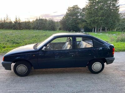 Mørkblå Brugt 1990 Opel Kadett | 24.500 kr.