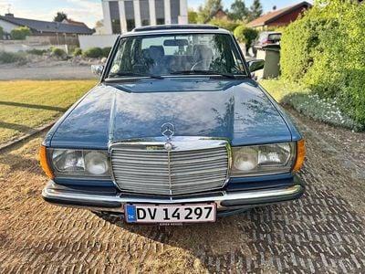 Brugt 1984 Mercedes E230 Sedan | 85.000 kr.