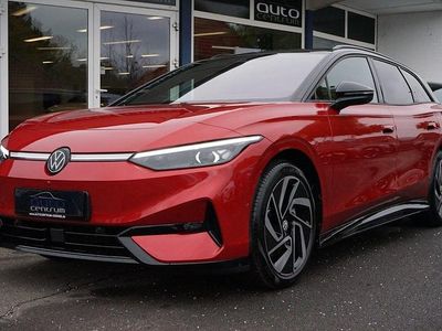 Rødmetal Brugt 2025 VW ID.7 Style Stationcar | 419.900 kr. (Dyr)