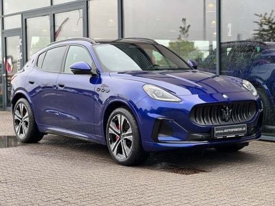 Blåmetal Ny 2025 Maserati Grecale Folgore SUV | 999.900 kr.