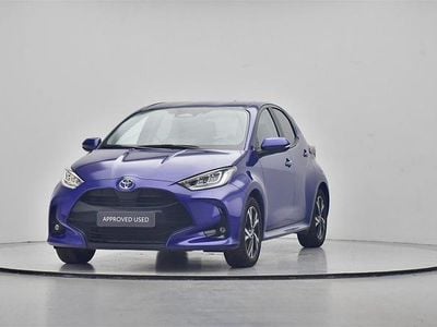 Brugt 2024 Toyota Yaris Hybrid Style Hatchback | 219.900 kr. (Fair pris)