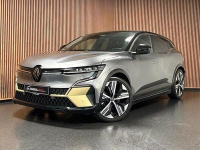 Grå Brugt 2022 Renault Megane E-Tech Iconic Hatchback | 219.995 kr.