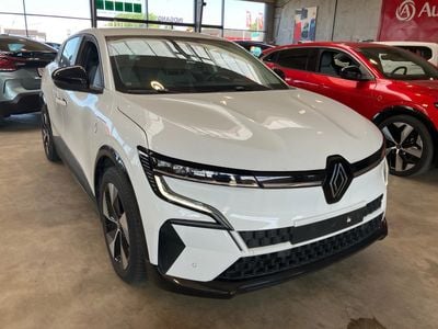Hvid Brugt 2022 Renault Mégane Equilibre Hatchback | 174.500 kr. (Fair pris)