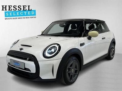 Hvid Brugt 2023 Mini Cooper Essential Hatchback | 162.900 kr. (Fair pris)