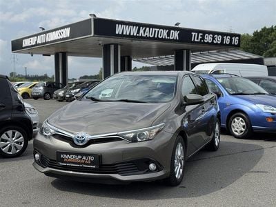 Toyota Auris Hybrid