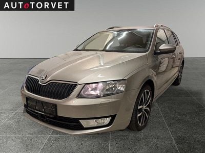 Sølvmetal Brugt 2015 Skoda Octavia Ambition Stationcar | 99.800 kr. (Fair pris)