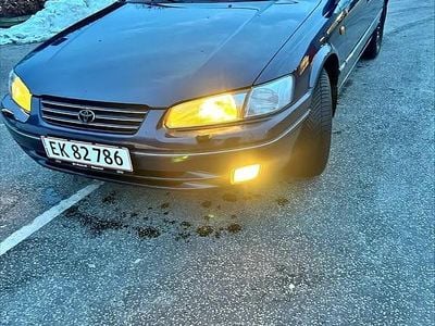 Brugt Toyota Camry 190 HK (139 kW) 1999 Blå Sedan