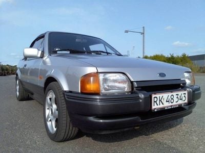 Sølv Brugt 1988 Ford Escort Cabriolet | 57.800 kr.
