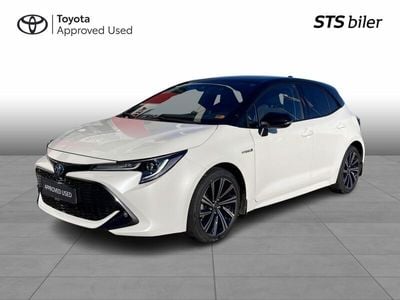 Pearl white/night sky black Brugt 2021 Toyota Corolla H3 Hatchback | 259.995 kr.