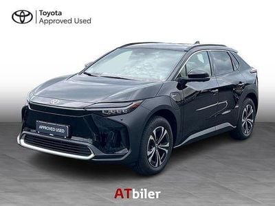 202 astral black Ny 2025 Toyota bZ4X Executive SUV | 324.900 kr. (Fair pris)