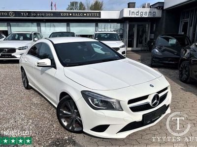 Hvid Brugt 2014 Mercedes CLA220 AMG line Sedan | 179.800 kr. (Dyr)