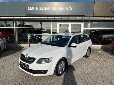 Hvid Brugt 2016 Skoda Octavia Style Stationcar | 97.500 kr. (Super pris)