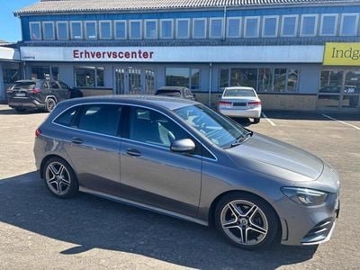 Gråmetal Brugt 2019 Mercedes B180 AMG line MPV | 239.000 kr.