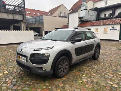 Grå Brugt 2015 Citroën C4 Cactus Feel Hatchback | 38.990 kr.