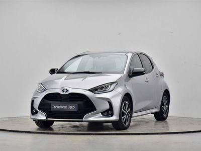 Brugt 2021 Toyota Yaris Hybrid Style Hatchback | 169.900 kr. (God pris)