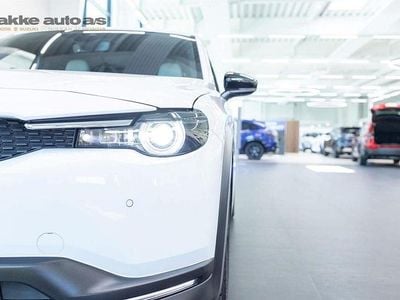 Hvid Brugt 2020 Mazda MX30 Cosmo SUV | 129.900 kr. (Lidt for dyr)