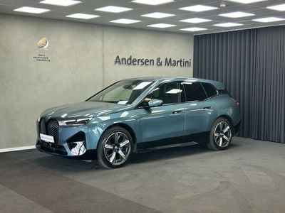 BMW iX