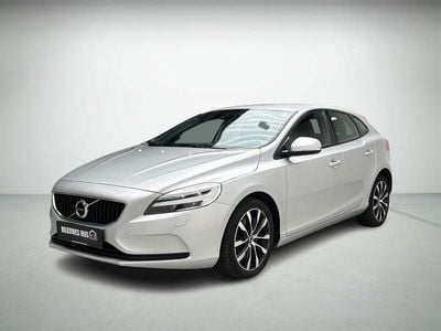 Sølvmetal Brugt 2019 Volvo V40 Dynamic Stationcar | 149.980 kr. (Lidt for dyr)