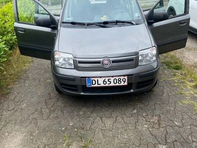 Sølvmetal Brugt 2012 Fiat Panda Classica Hatchback | 39.900 kr. (Dyr)